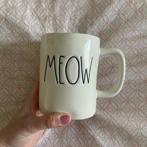 Rae dunn mug perfect condition